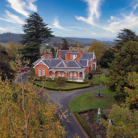 Arcoona Manor Bed & Breakfast Deloraine Bagian luar foto